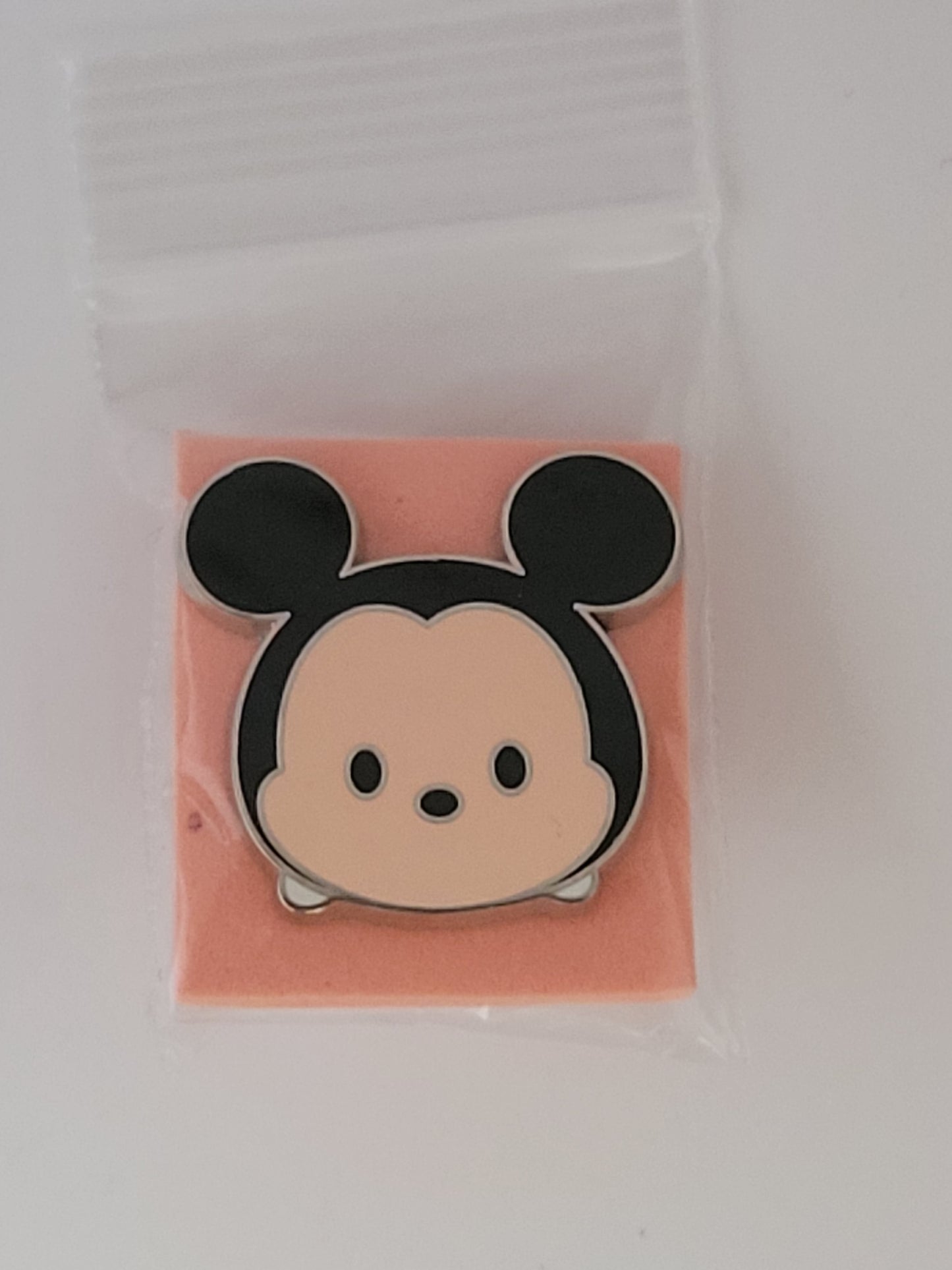 Disney Parks Pin - Tsum Tsum Series 1 - Mickey Mouse