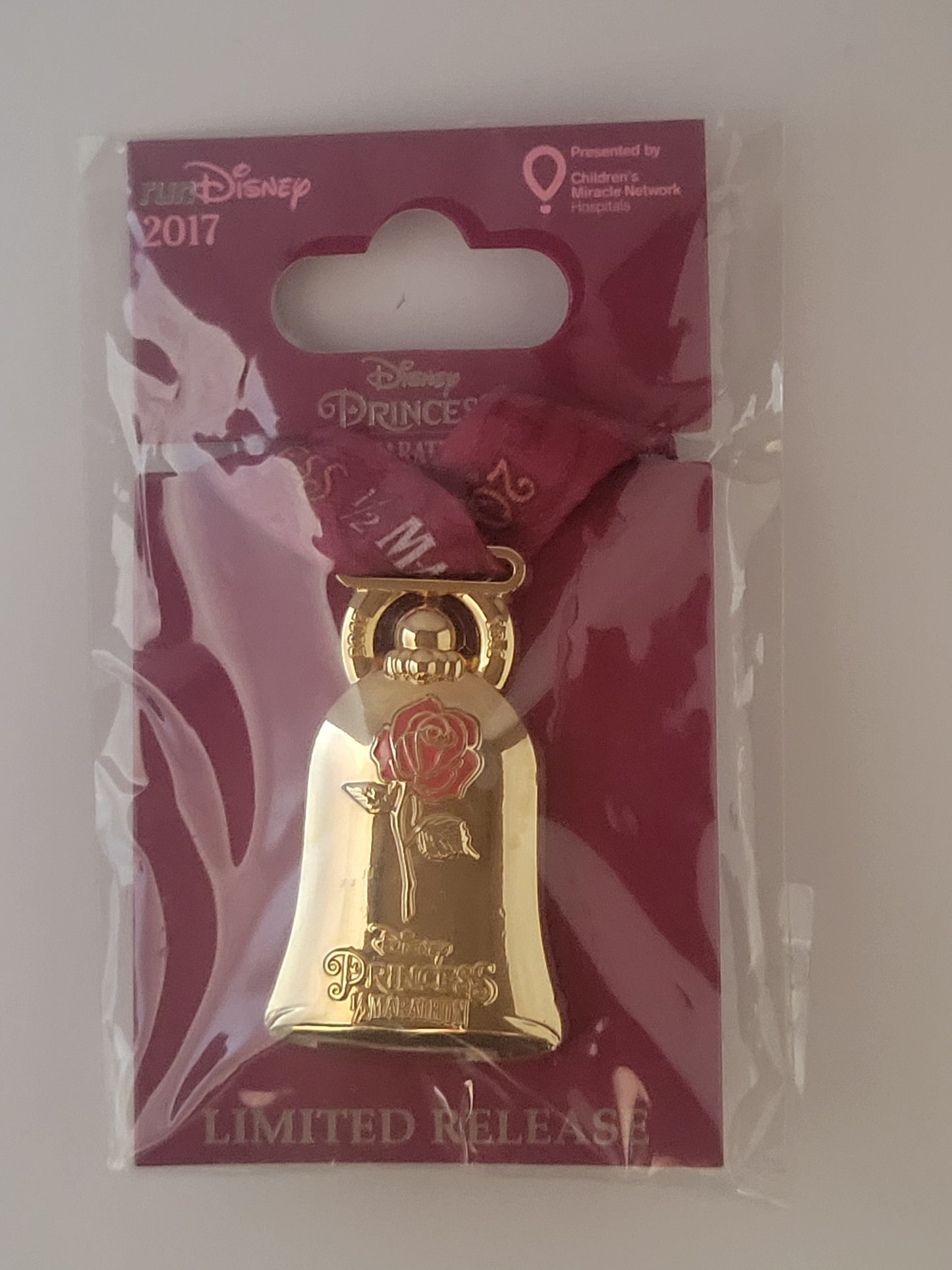 WDW runDisney Pin - 2017 Princess Half Marathon Weekend - Half Marathon - Medal Replica LR