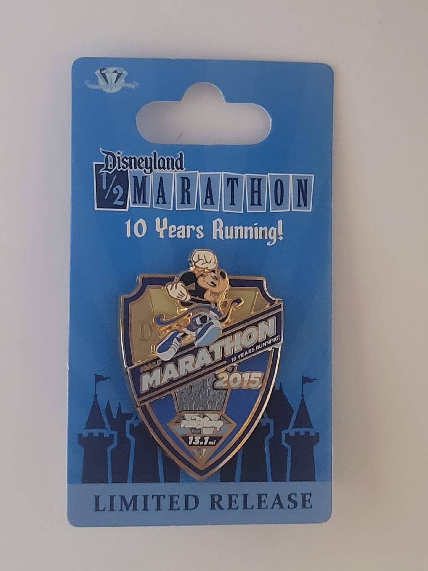 DLR runDisney Pin - 2015 Disneyland Half Marathon Weekend - Half Marathon - Mickey LR