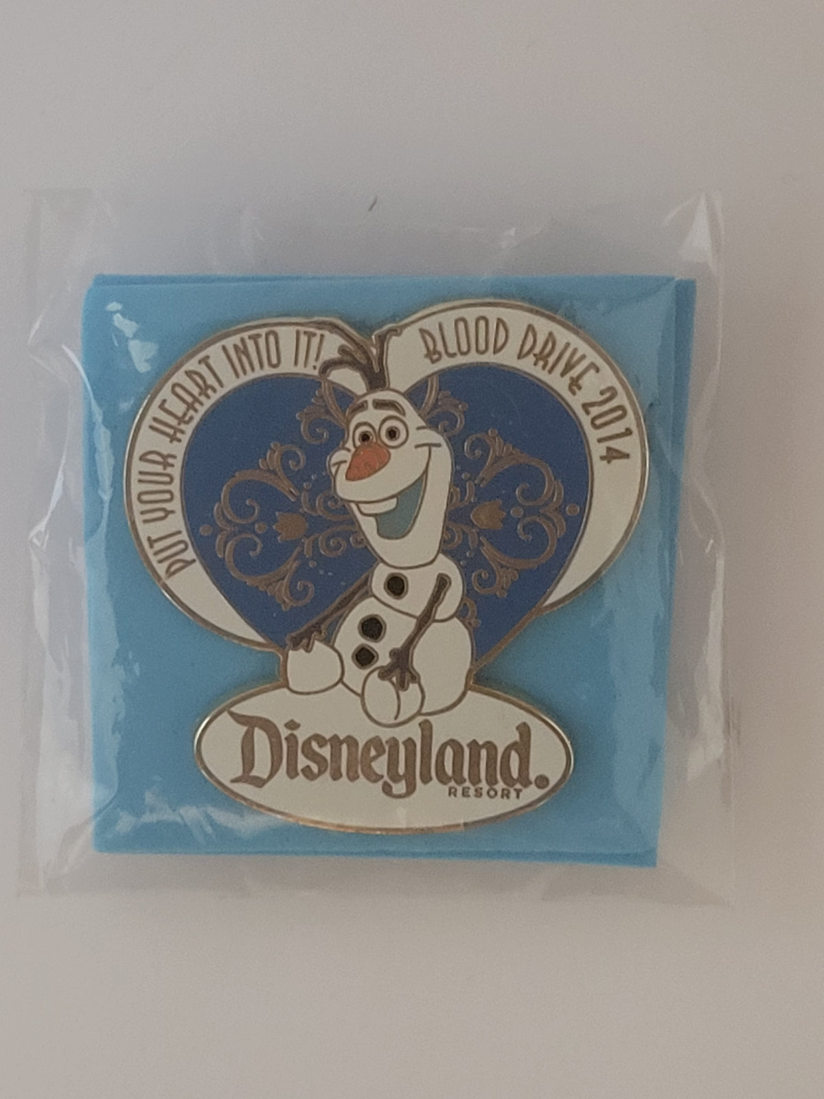 DLR Disney Pin - 2014 Blood Drive Cast Member - Olaf from Frozen LR