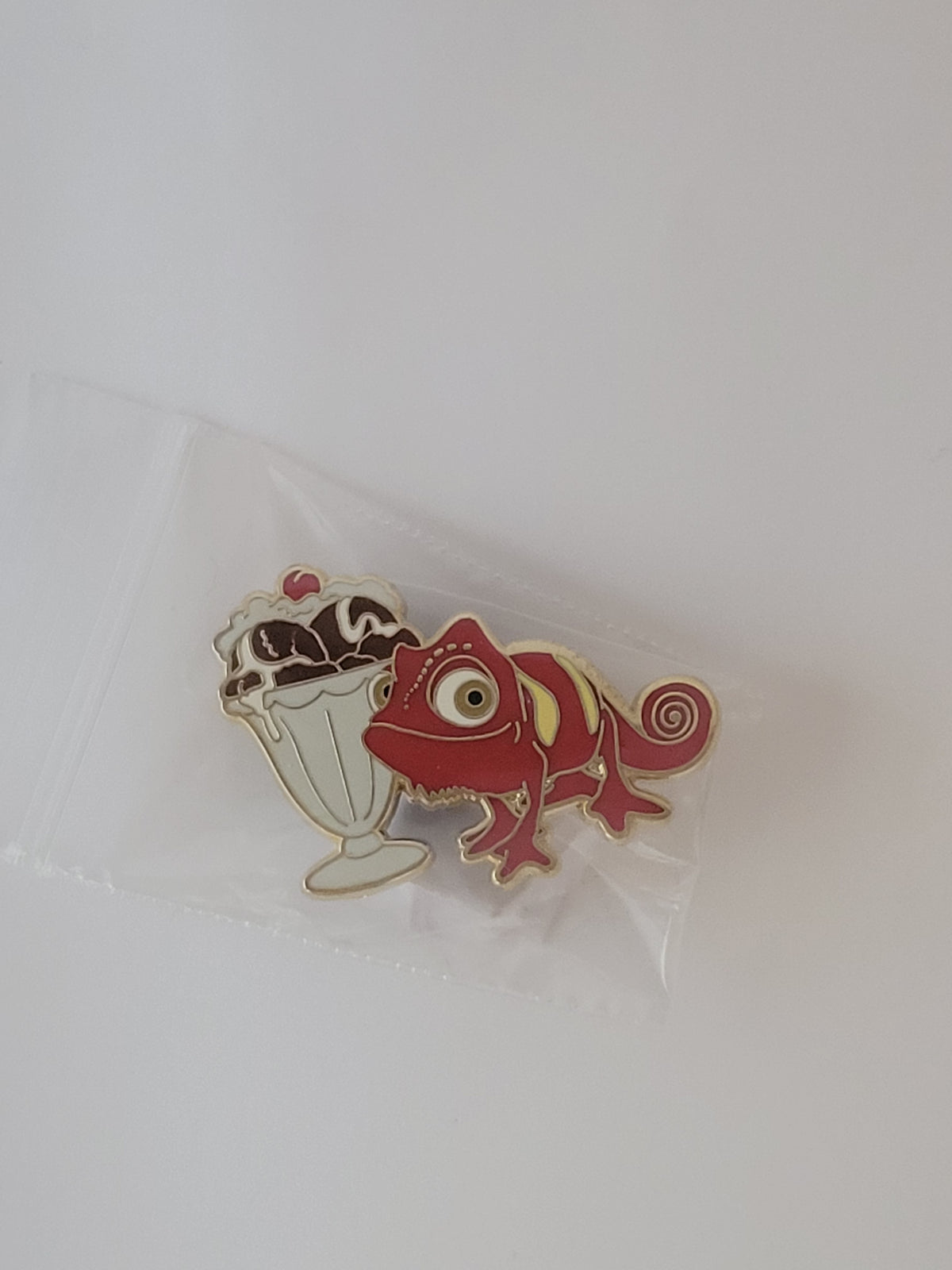 DSSH - Pin Trader's Delight PTD - Tangled - Red Pascal LE 300