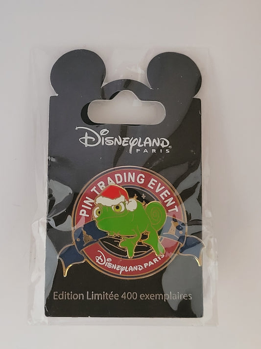 DLP Disney Pin - Christmas of Rapunzel - Trading Event Logo - Pascal from Tangled LE 400