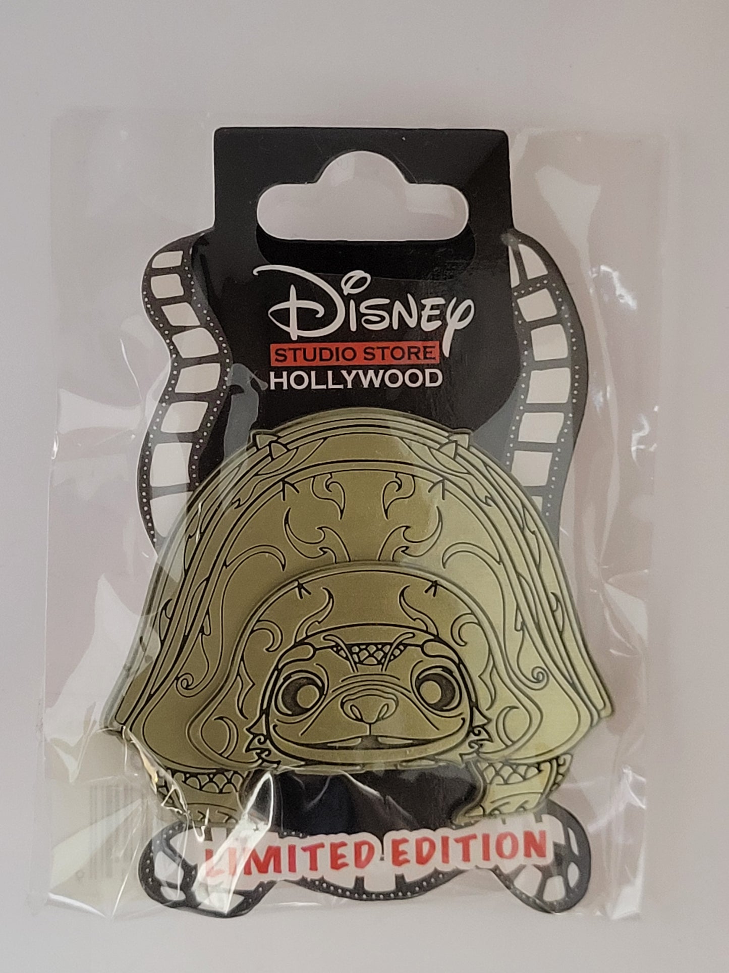 DSSH DSF Disney Pin - Raya and the Last Dragon - Tuk Tuk LE 400