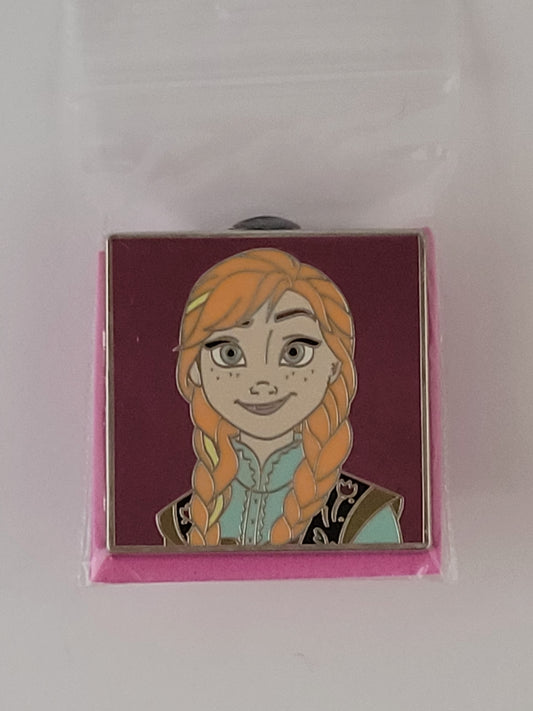 Disney Parks Pin - Gift Card Promotion - Anna from Frozen