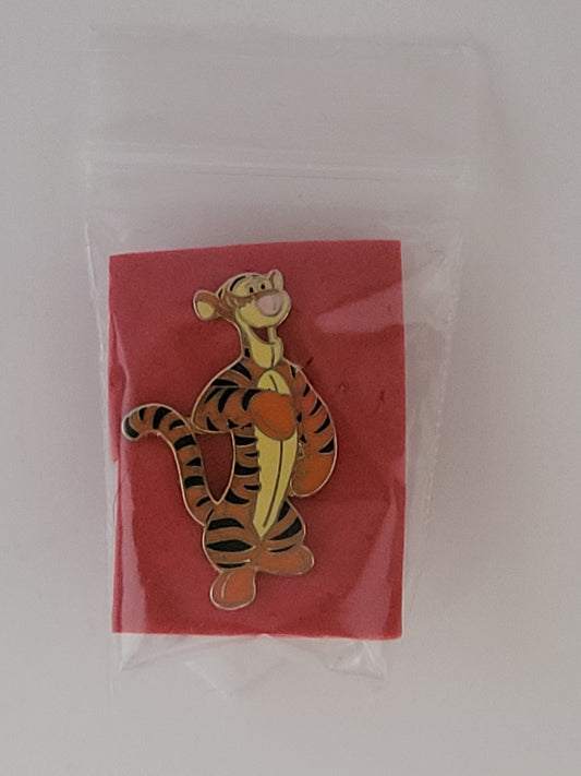 WDW Disney Pin - Millennium Celebration Mini Pin - Tigger (OLD HTF)