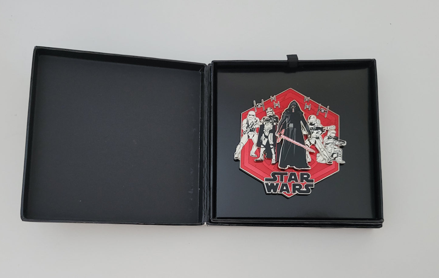 Parks Disney Pin - Star Wars The Force Awakens - First Order - Kylo Ren, Stormtroopers Jumbo LE 500