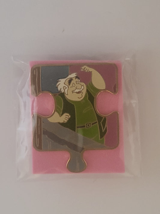 Parks Disney Pin - Character Connection - Beauty and the Beast - Maurice LE 900