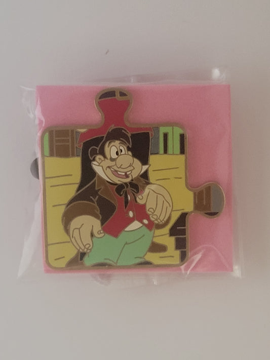 Parks Disney Pin - Character Connection - Beauty and the Beast - Lefou LE 900
