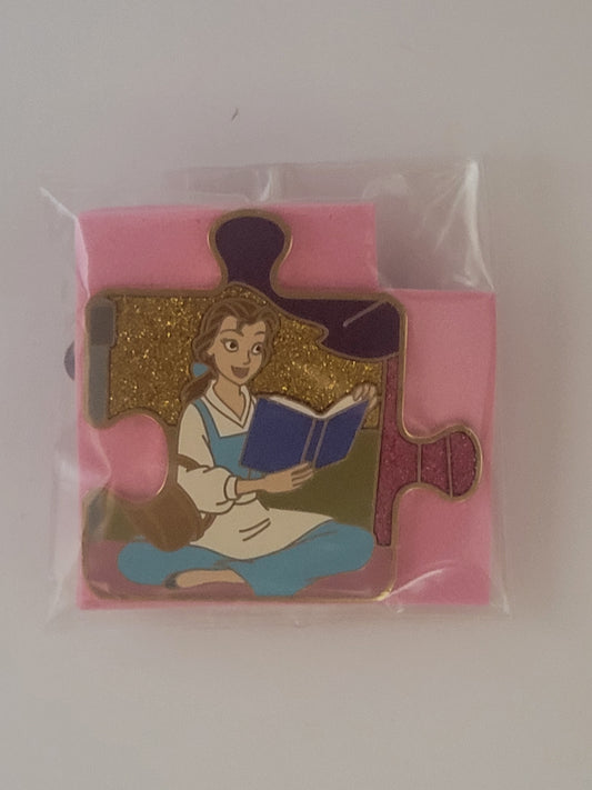 Parks Disney Pin - Character Connection - Beauty and the Beast - Belle Book LE 900