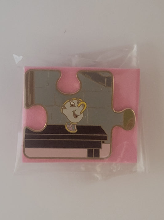 Parks Disney Pin - Character Connection - Beauty and the Beast - Chip LE 900