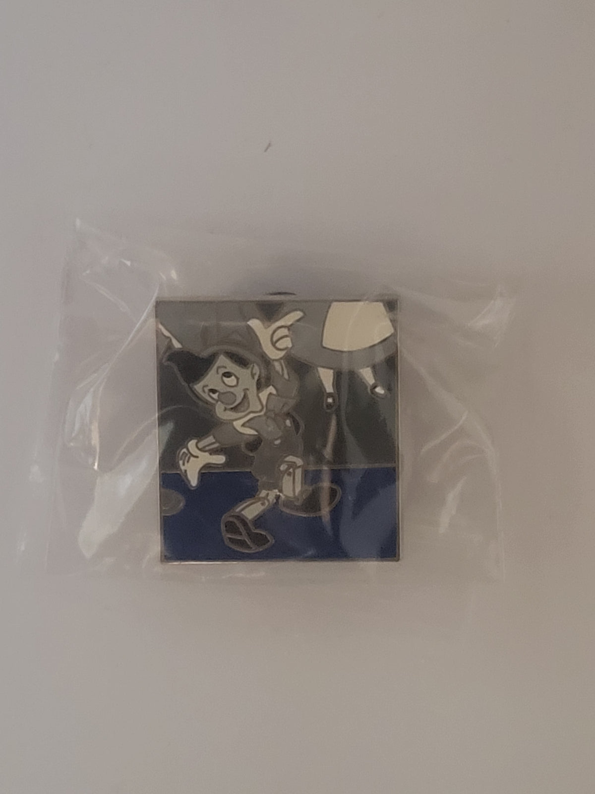DLR Disney Pin - 60th Diamond Celebration - Puzzle - Pinocchio LE 550