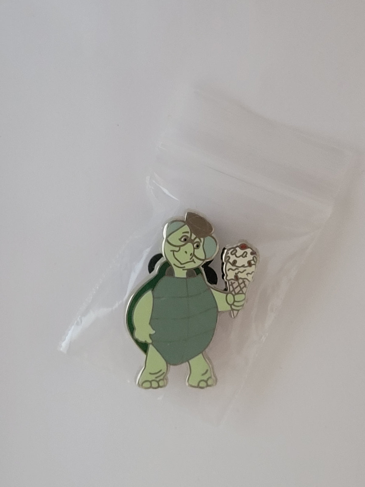 DSSH - Pin Trader's Delight PTD - Robin Hood - Toby Turtle LE 300