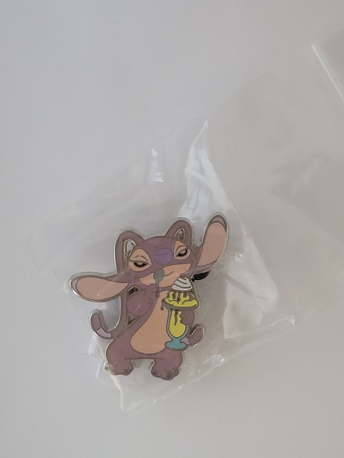 DSSH - Pin Trader's Delight PTD - Lilo and Stitch - Angel #2 LE 300