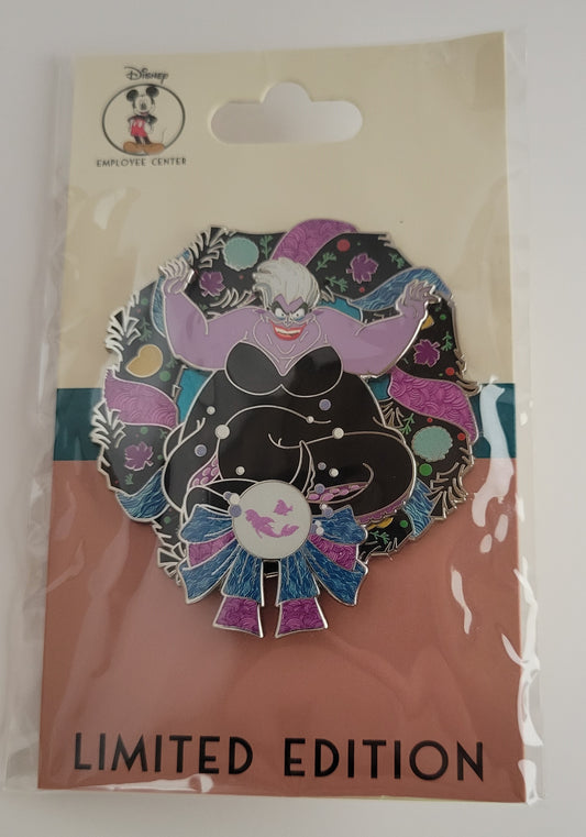 DEC Disney Pin - Halloween Wreath Villain - Ursula from The Little Mermaid LE 400