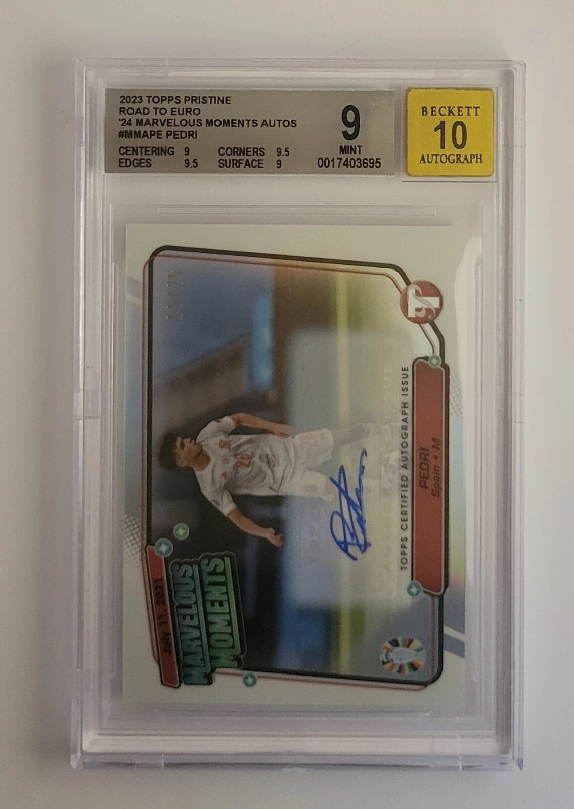 Pedri - (MMA-PE) Marvelous Moments Autograph - #11/25 - Graded BGS 9